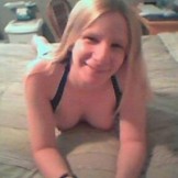 Straight female looking for fun with couples Straight female looking for fun with couples